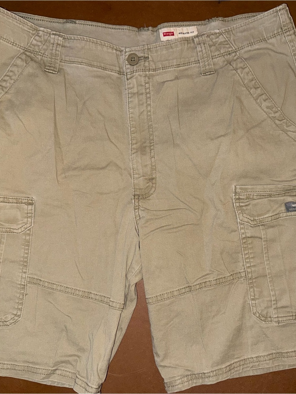Wrangler Men's Light Khaki Cargo Shorts